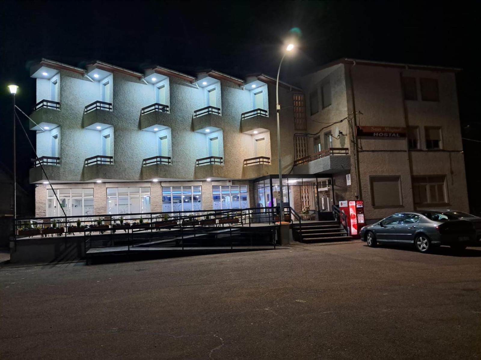 Hostal San Miguel Villalobar Eksteriør bilde