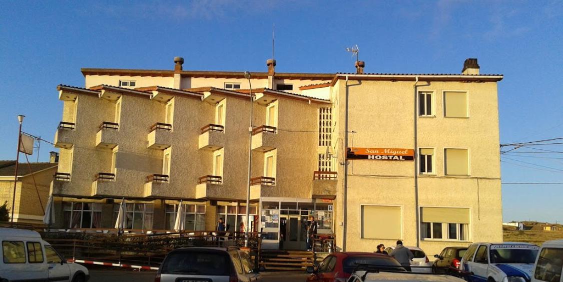Hostal San Miguel Villalobar Eksteriør bilde